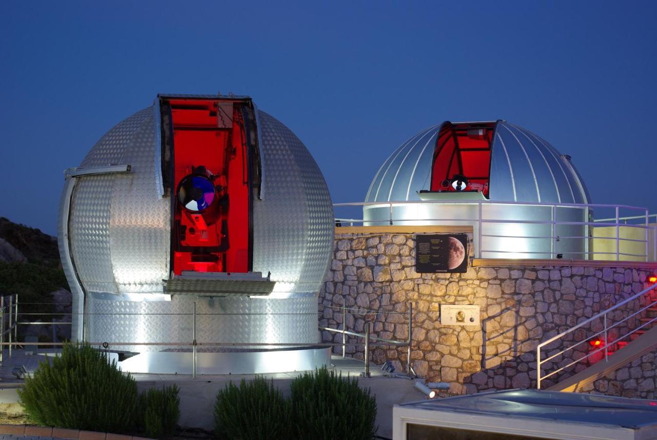 Astronomy Studios Фалираки Экстерьер фото